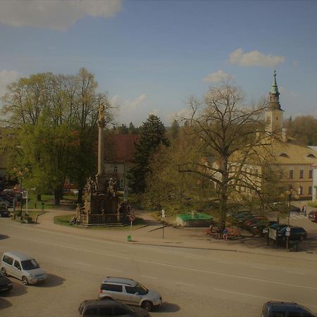 Hotel Pansky Dum Žamberk Esterno foto